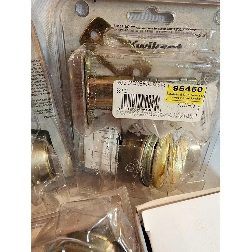Kwikset 660 Deadbolt Keyed Alike 3 & 1open Pack Plus OpenBox Polished Brass95450